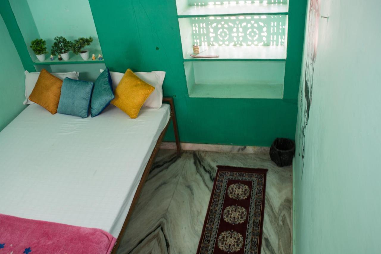 12 Monks Backpackers Community Hostel Πουσκάρ Εξωτερικό φωτογραφία