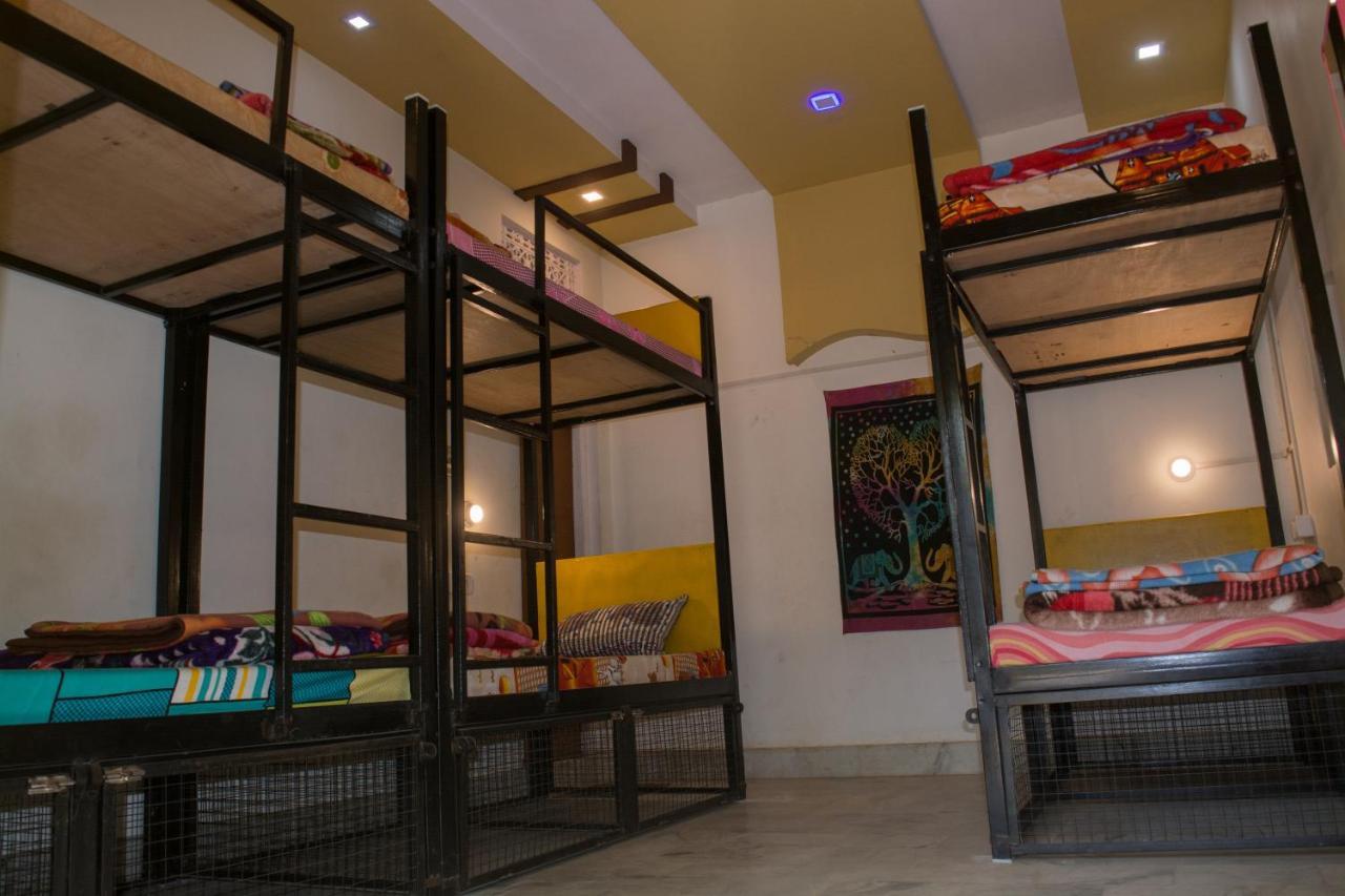 12 Monks Backpackers Community Hostel Πουσκάρ Εξωτερικό φωτογραφία