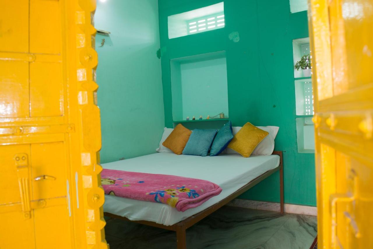12 Monks Backpackers Community Hostel Πουσκάρ Εξωτερικό φωτογραφία