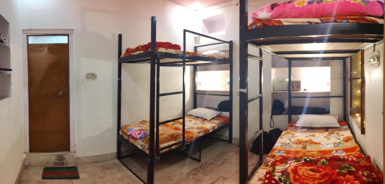 12 Monks Backpackers Community Hostel Πουσκάρ Εξωτερικό φωτογραφία