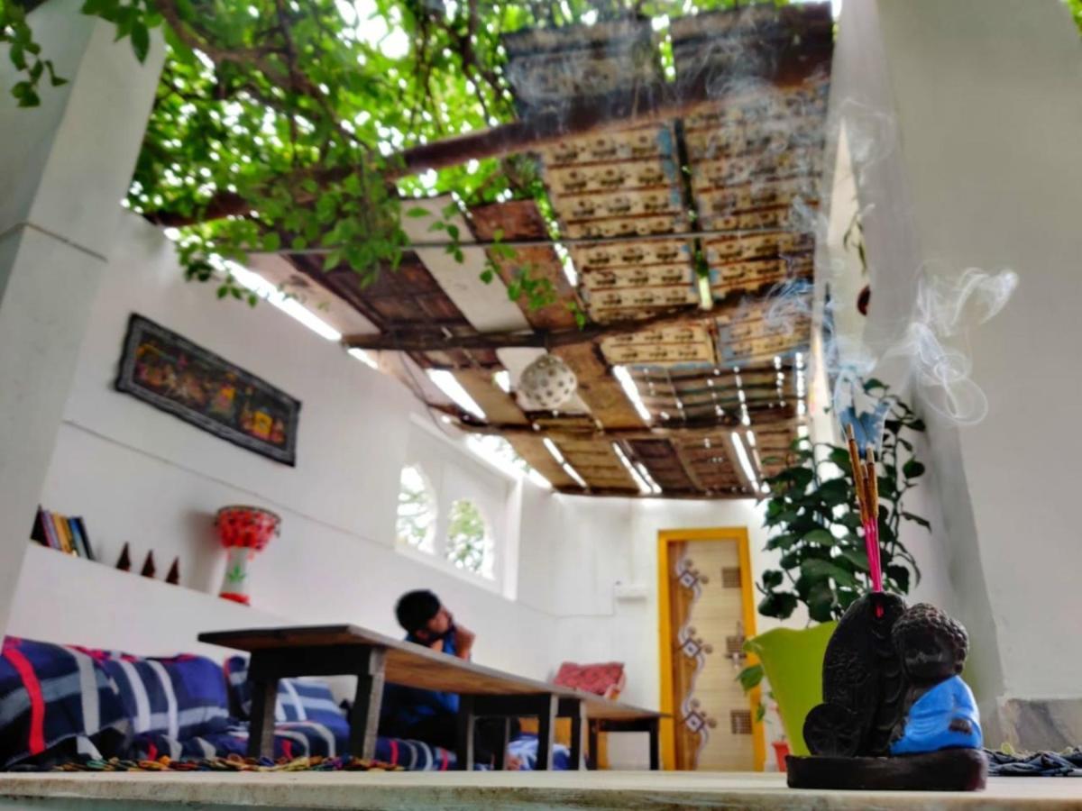 12 Monks Backpackers Community Hostel Πουσκάρ Εξωτερικό φωτογραφία